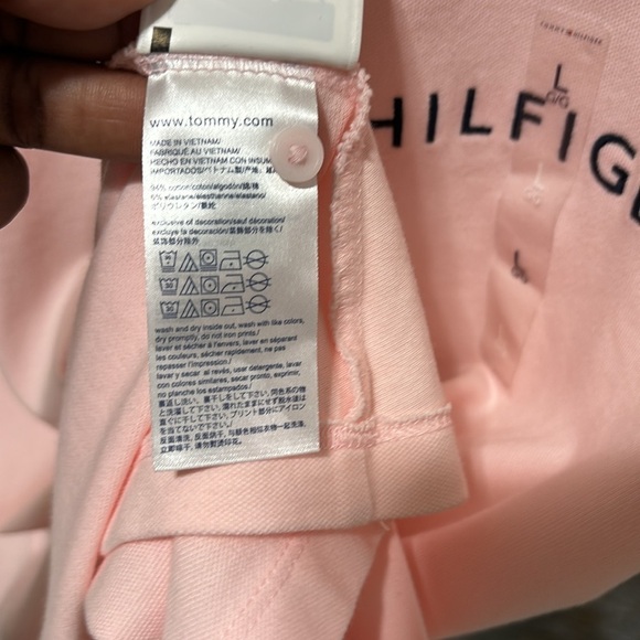 🔥🔥Tommy Hilfiger Woman Polo Size: Large🔥🔥 - Picture 9 of 11
